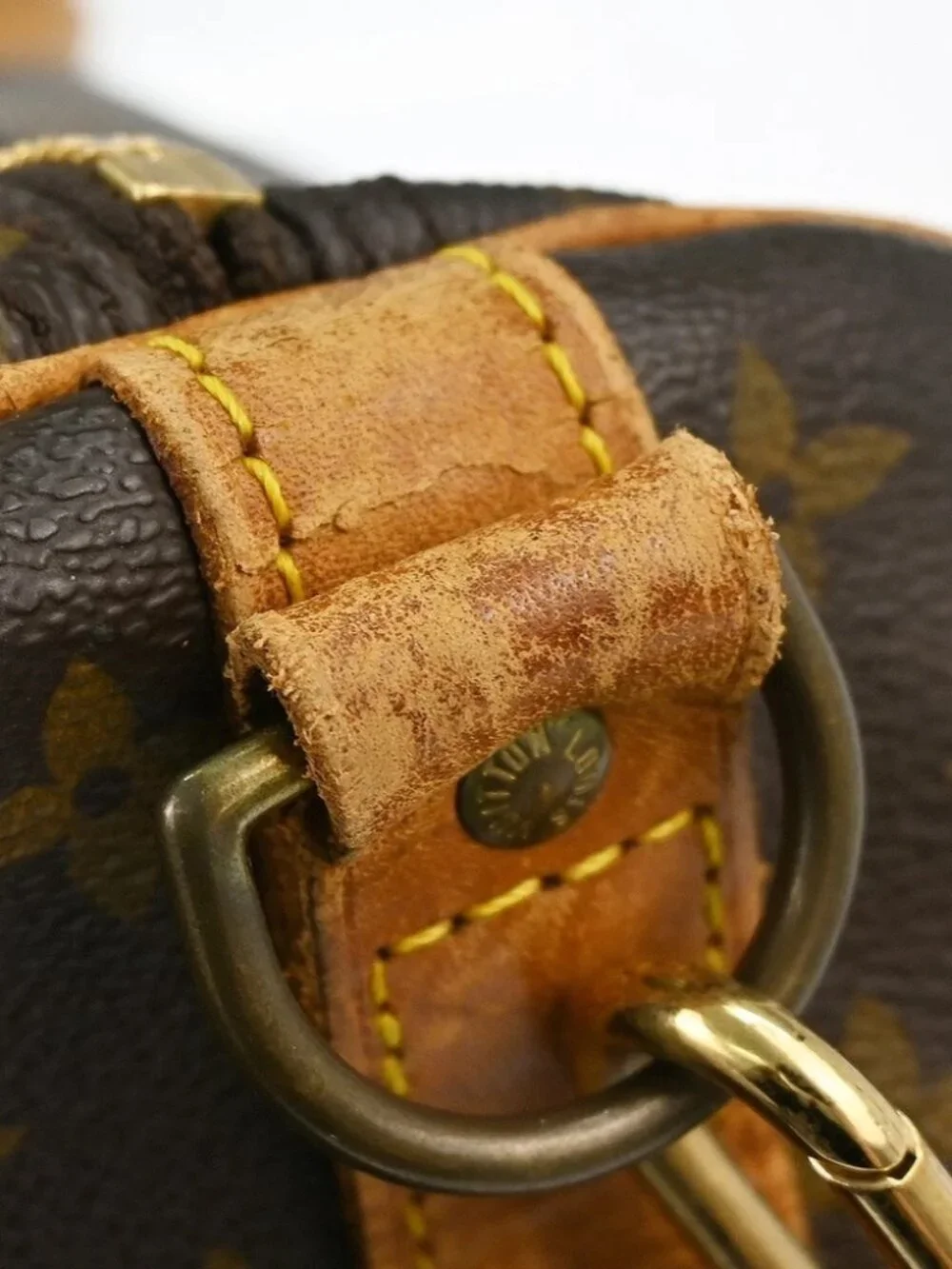 LOUIS VUITTON \KEEPALL BANDOULIERE 60 HANDBAG